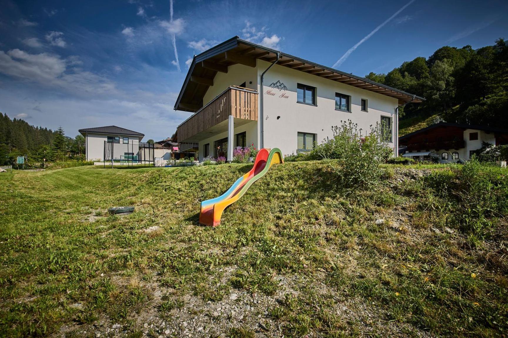 Haus Joan - Apartments Saalbach-Hinterglemm Exterior foto